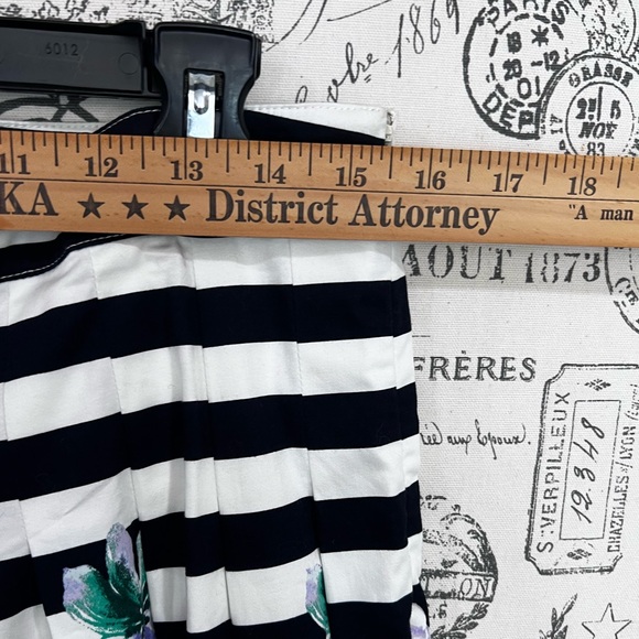 Talbots Floral Striped Women's pleated accordion style Skirt - Picture 6 of 8